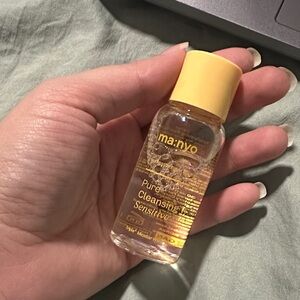 4/$15 Ma:nyo pure cleansing water